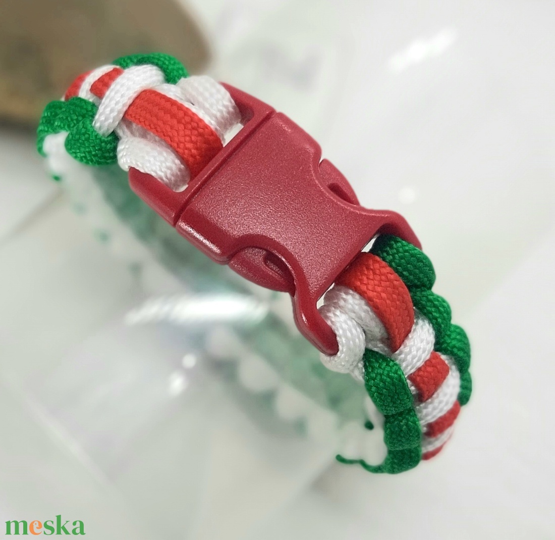 Paracord karkötő Magyar-nemzeti - ékszer - karkötő - fonott karkötő - Meska.hu Paracord karkötő Magyar-nemzeti - ékszer - karkötő - fonott karkötő - Meska.hu