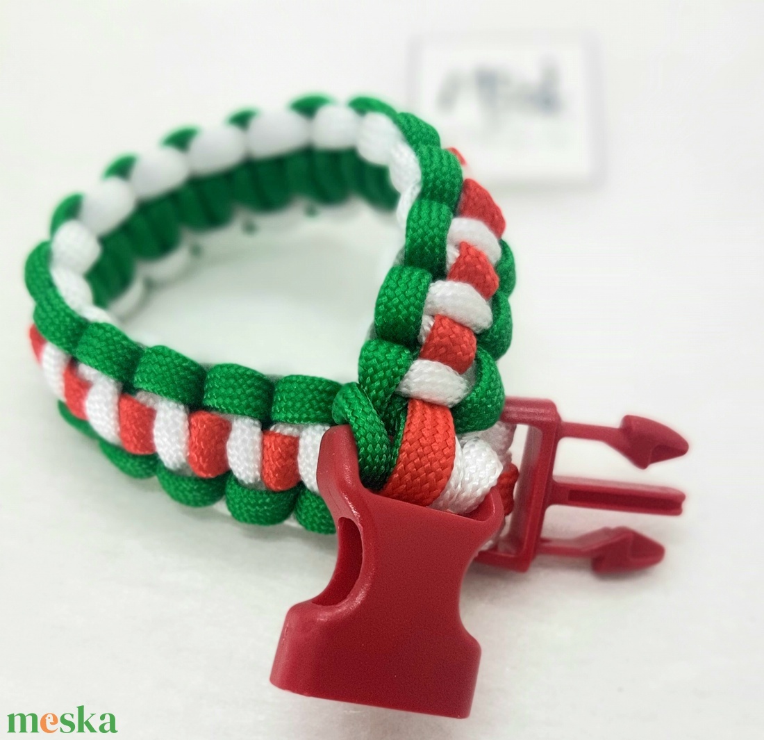 Paracord karkötő Magyar-nemzeti - ékszer - karkötő - fonott karkötő - Meska.hu Paracord karkötő Magyar-nemzeti - ékszer - karkötő - fonott karkötő - Meska.hu