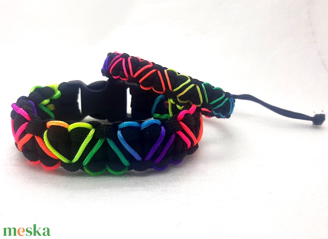 Paracord karkötő Szívesen - ékszer - karkötő - fonott karkötő - Meska.hu Paracord karkötő Szívesen - ékszer - karkötő - fonott karkötő - Meska.hu
