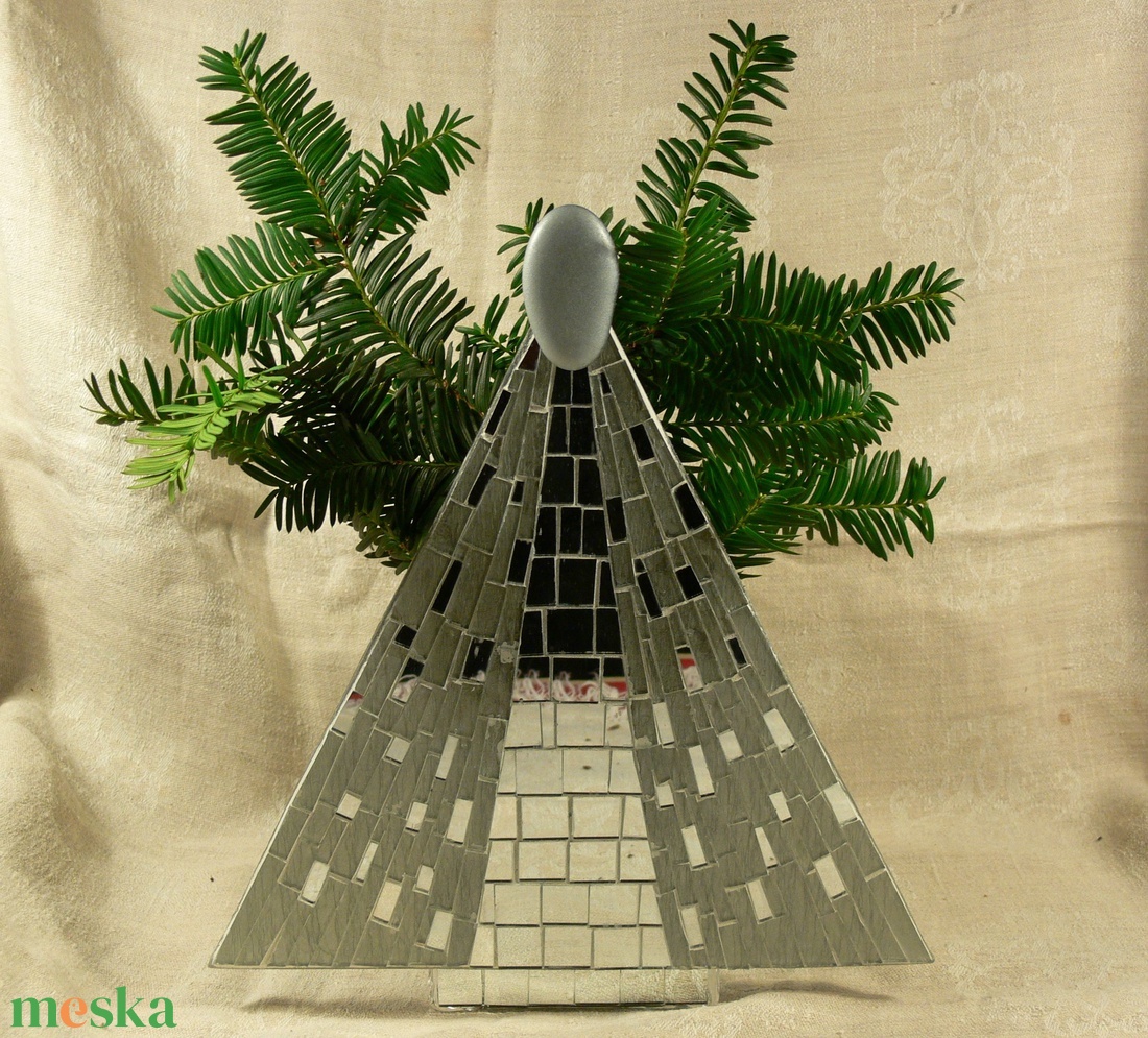 Karácsonyi angyal - üvegmozaik dísztárgy - otthon & életmód - dekoráció - asztal és polc dekoráció - díszüveg - Meska.hu