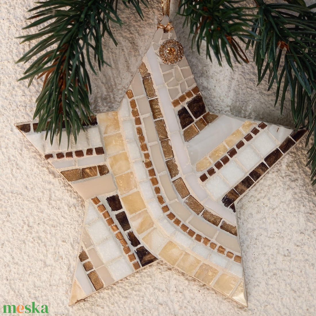 Fehér-arany csillag - üvegmozaik dísz - otthon & életmód - dekoráció - fali és függő dekoráció - falra akasztható dekor - Meska.hu