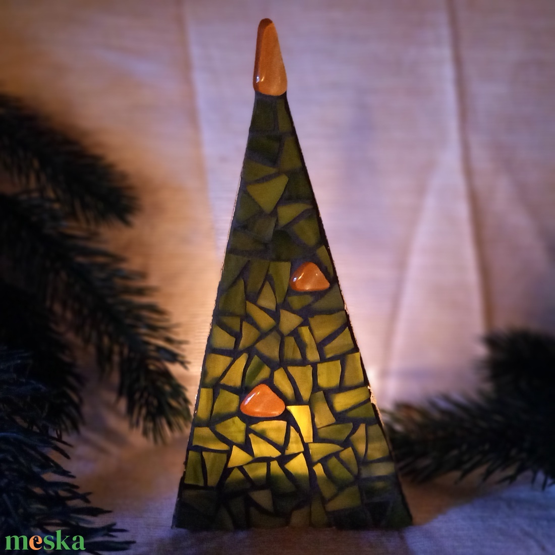 Karácsonyfa - üvegmozaik mécsestartó - karácsony - karácsonyi lakásdekoráció - karácsonyi illatgyertya, mécses - Meska.hu