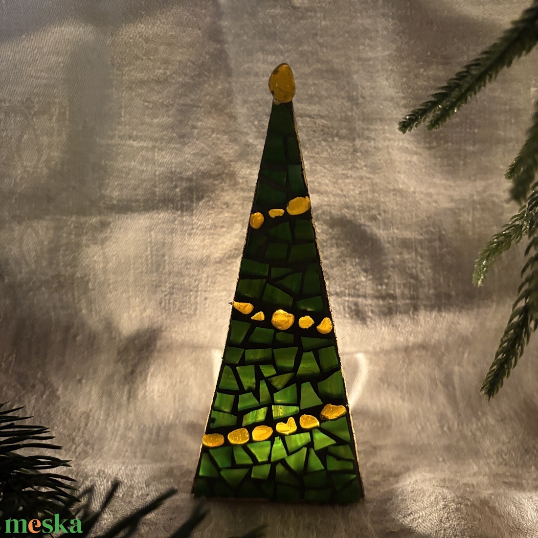Karácsonyfa - üvegmozaik mécsestartó - karácsony - karácsonyi lakásdekoráció - karácsonyi illatgyertya, mécses - Meska.hu