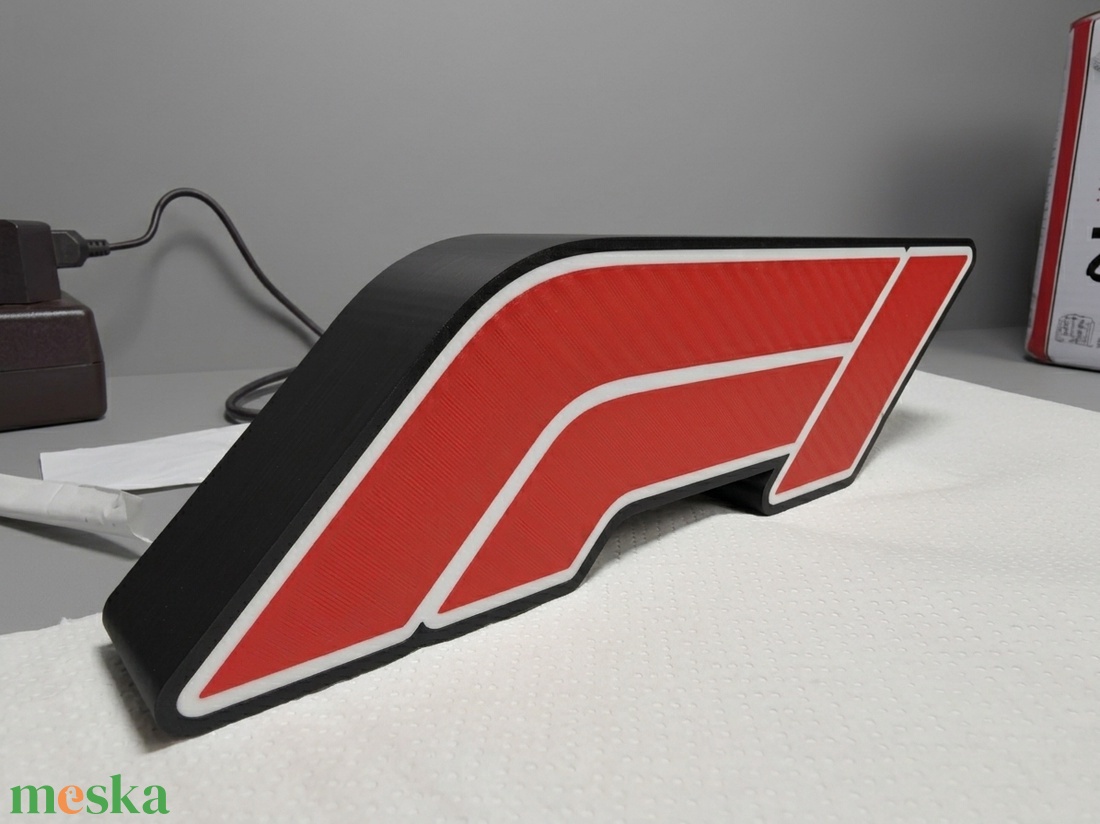 F1 lightbox/világító asztaldísz - otthon & életmód - dekoráció - asztal és polc dekoráció - asztaldísz - Meska.hu