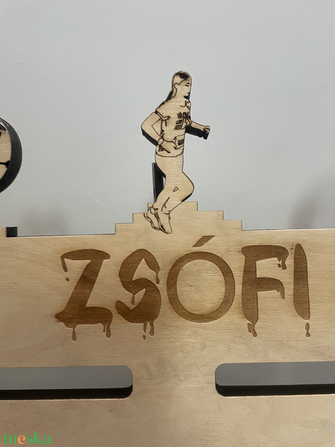 Egyedi, bővíthető fa éremtartó - művészet - sport relikviák - Meska.hu Egyedi, bővíthető fa éremtartó - művészet - sport relikviák - Meska.hu
