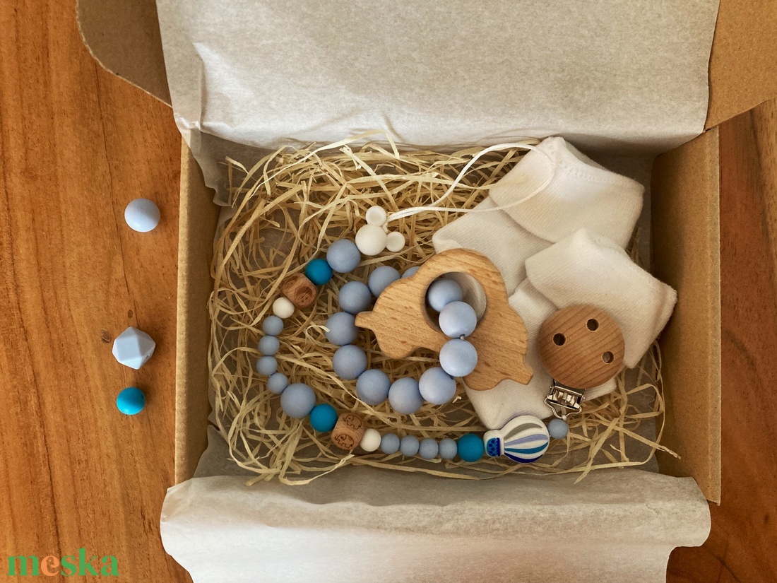 Fa és szilikon r�gcsa és cumilánc szett - játék & sport - baba & babaház - játékbaba, babakellék - Meska.hu