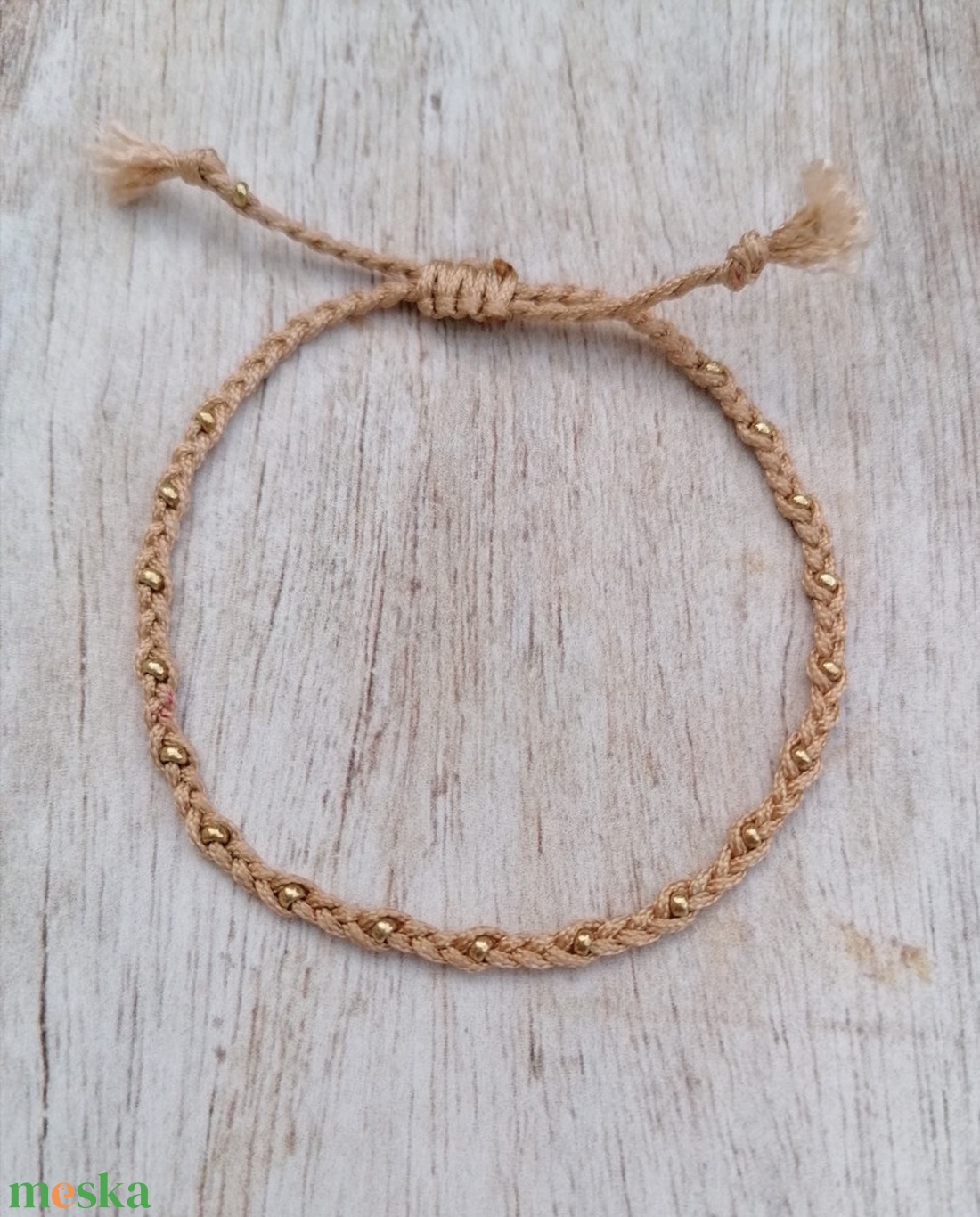 Spun Beige & Gold karkötő  - ékszer - karkötő - gyöngyös karkötő - Meska.hu