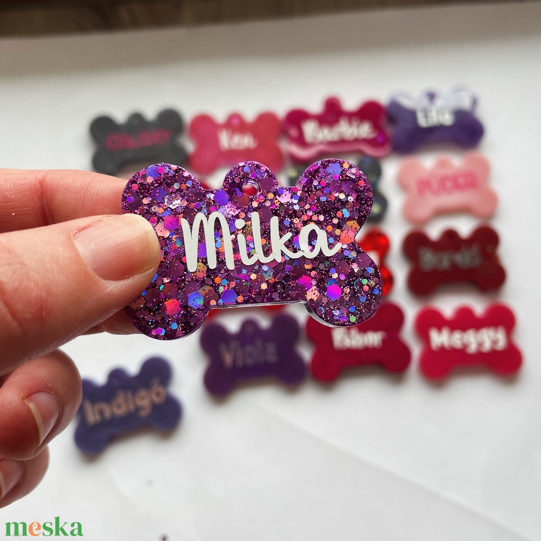Epoxy kutyabiléta (Kék és Piros színvariációk) - otthon & életmód - kisállatoknak - kutyáknak - kutya biléta - Meska.hu Epoxy kutyabiléta (Kék és Piros színvariációk) - otthon & életmód - kisállatoknak - kutyáknak - kutya biléta - Meska.hu