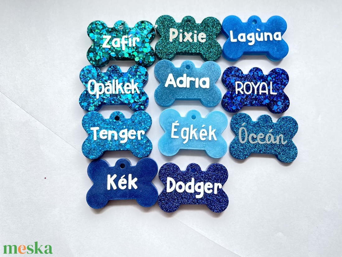 Epoxy kutyabiléta (Kék és Piros színvariációk) - otthon & életmód - kisállatoknak - kutyáknak - kutya biléta - Meska.hu Epoxy kutyabiléta (Kék és Piros színvariációk) - otthon & életmód - kisállatoknak - kutyáknak - kutya biléta - Meska.hu