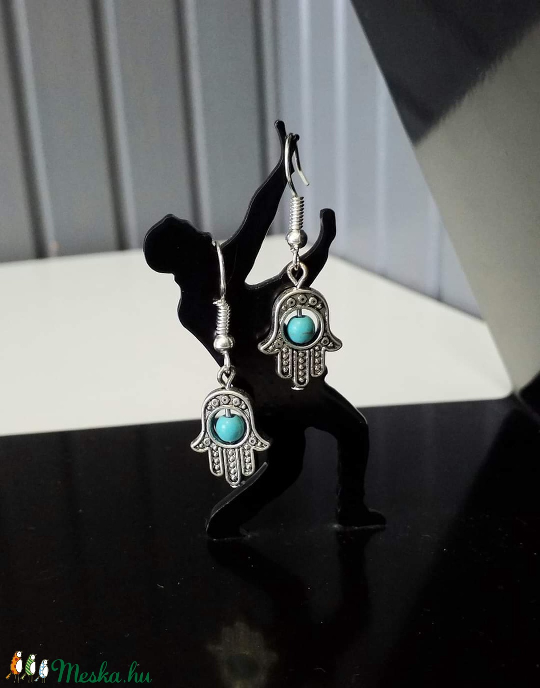 Fatima keze fülbevaló Türkiz ásvánnyal  - ékszer - fülbevaló - lógó fülbevaló - Meska.hu Fatima keze fülbevaló Türkiz ásvánnyal  - ékszer - fülbevaló - lógó fülbevaló - Meska.hu