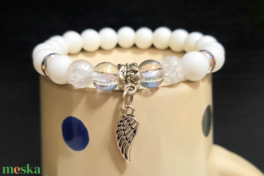 TISZTASÁG Aura Kvarc, roppantott Hegyikristály és Tejkvarc ásvány karkötő angyalszárny dísszel - ékszer - karkötő - Meska.hu TISZTASÁG Aura Kvarc, roppantott Hegyikristály és Tejkvarc ásvány karkötő angyalszárny dísszel - ékszer - karkötő - Meska.hu
