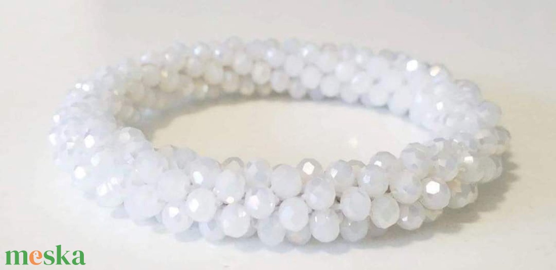 Csillogó fánk üveggyöngy karkötő - több színben - ékszer - karkötő - gyöngyös karkötő - Meska.hu Csillogó fánk üveggyöngy karkötő - több színben - ékszer - karkötő - gyöngyös karkötő - Meska.hu