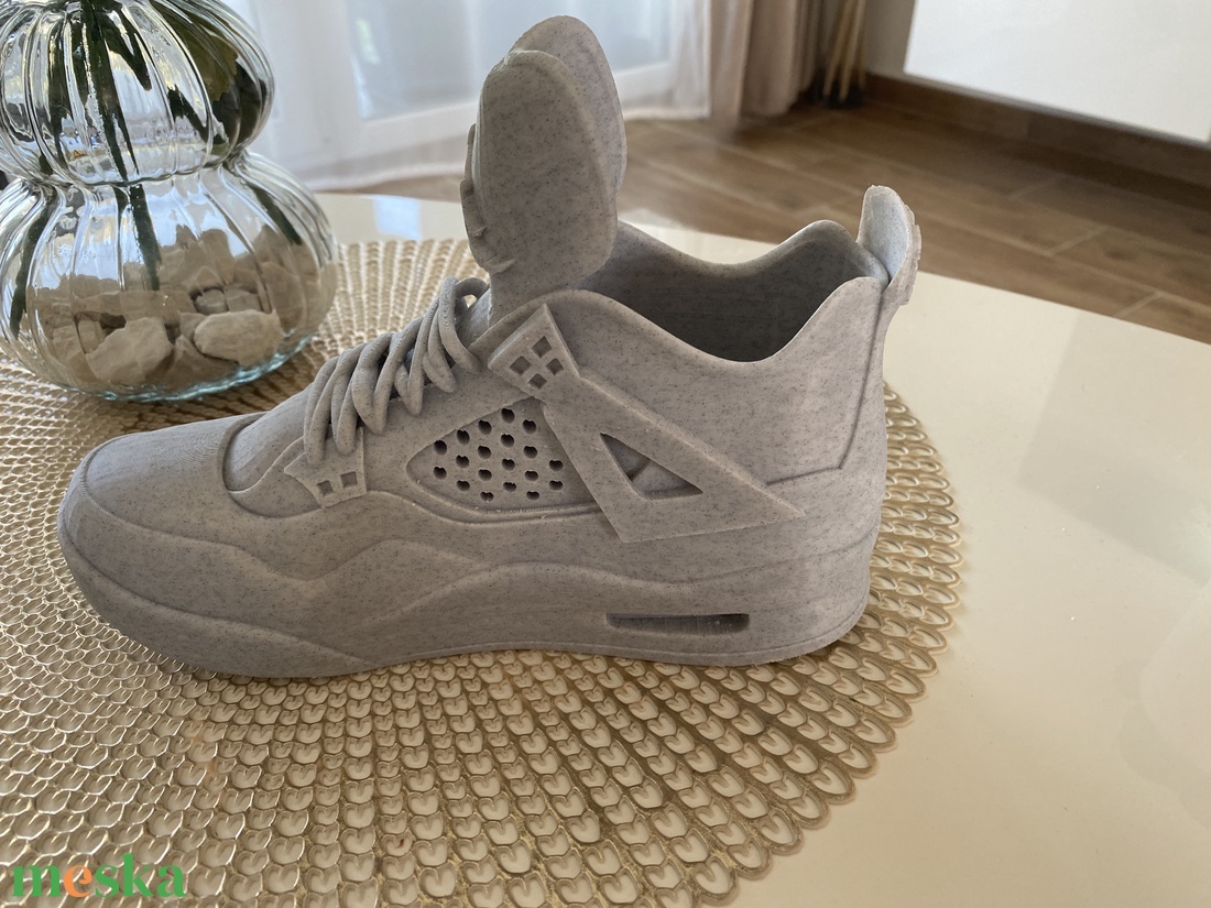 Sneaker Design Kaspó Modern Dekoráció Növényekhez - otthon & életmód - dekoráció - virágdísz és tartó - cserép & kaspó - Meska.hu Sneaker Design Kaspó Modern Dekoráció Növényekhez - otthon & életmód - dekoráció - virágdísz és tartó - cserép & kaspó - Meska.hu