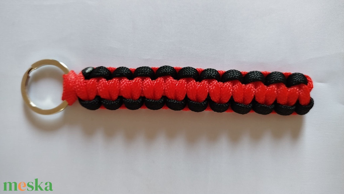 paracord kulcstartó - táska & tok - kulcstartó & táskadísz - kulcstartó - Meska.hu