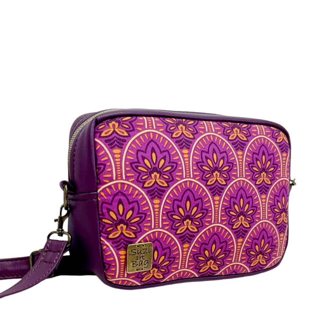 SuziartBag Lila tavirózsás crossbody táska - táska & tok - kézitáska & válltáska - válltáska - Meska.hu SuziartBag Lila tavirózsás crossbody táska - táska & tok - kézitáska & válltáska - válltáska - Meska.hu