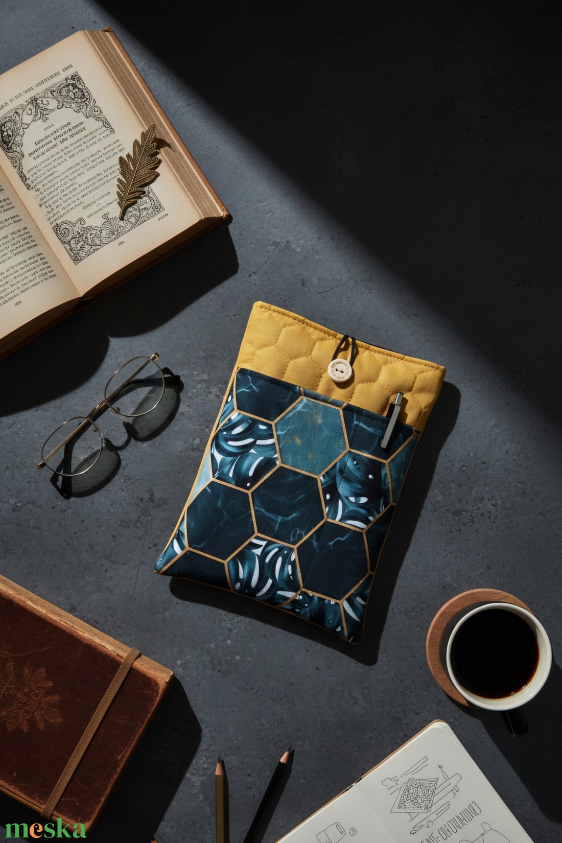 Könyvtok - könyv & zene - könyvtok - Meska.hu