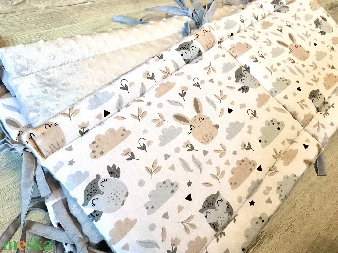 Álmos nyuszikák merev rácsvédő 60x120-as kiságyba teljesen körbe érő verzióban  - otthon & életmód - babaszoba, gyerekszoba - rácsvédő & baldachin - Meska.hu