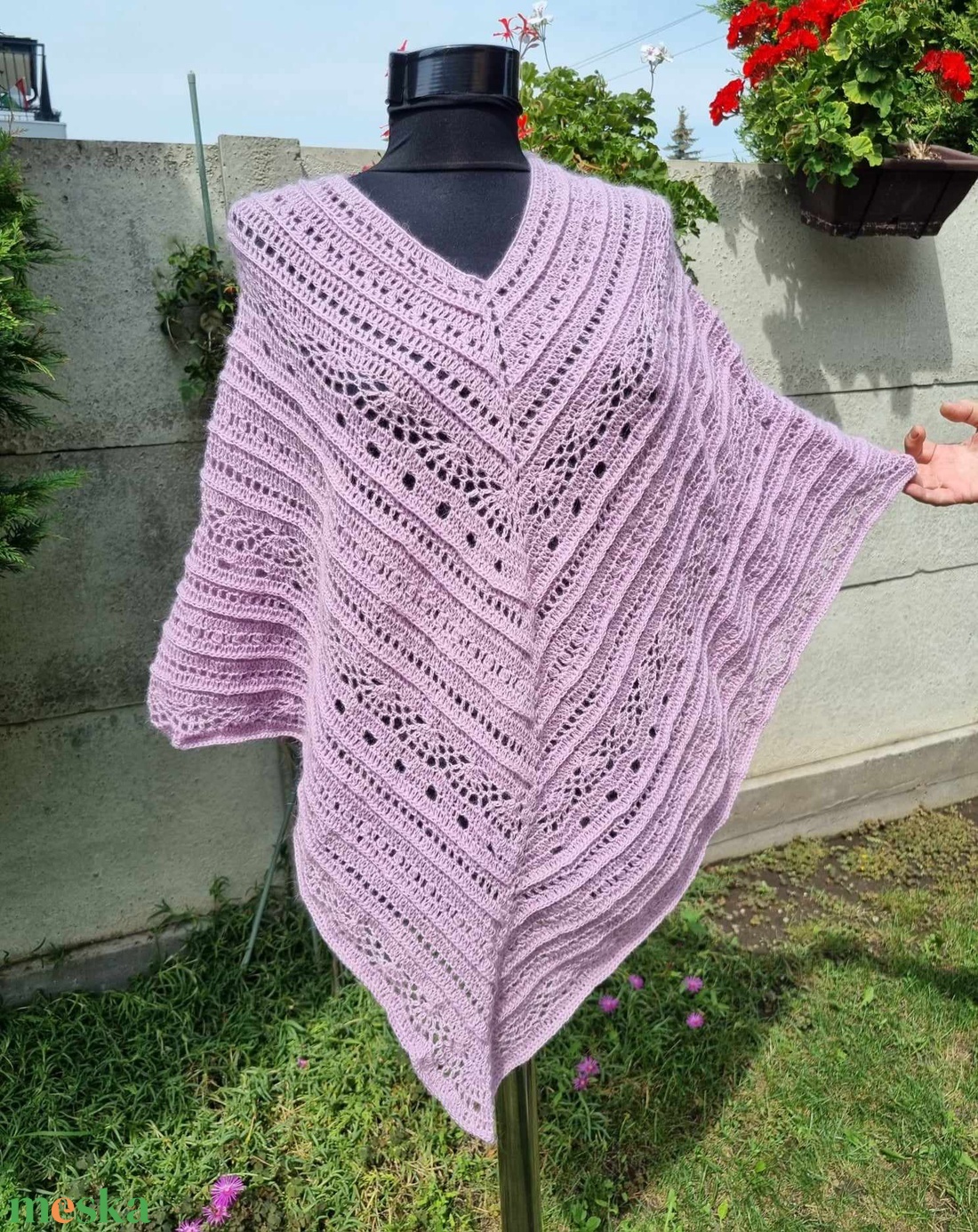 Csipkemintás mohair-gyapjú halványlila puha, meleg poncsó - ruha & divat - női ruha - poncsó - Meska.hu Csipkemintás mohair-gyapjú halványlila puha, meleg poncsó - ruha & divat - női ruha - poncsó - Meska.hu