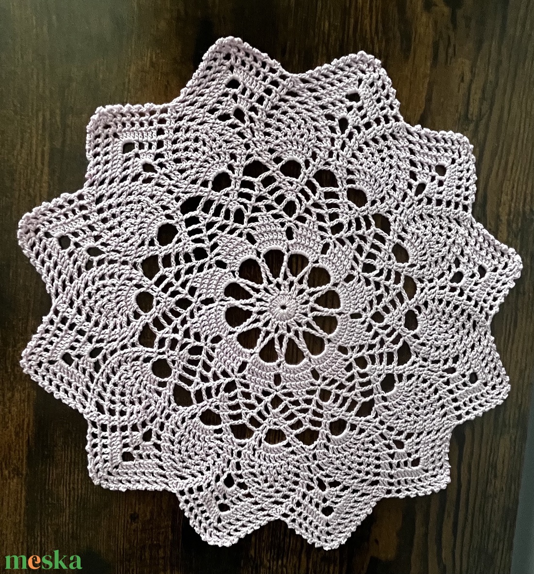 Horgolt, csipkés díszterítő - otthon & életmód - lakástextil - abrosz, terítő - díszterítő polcra, komódra - Meska.hu