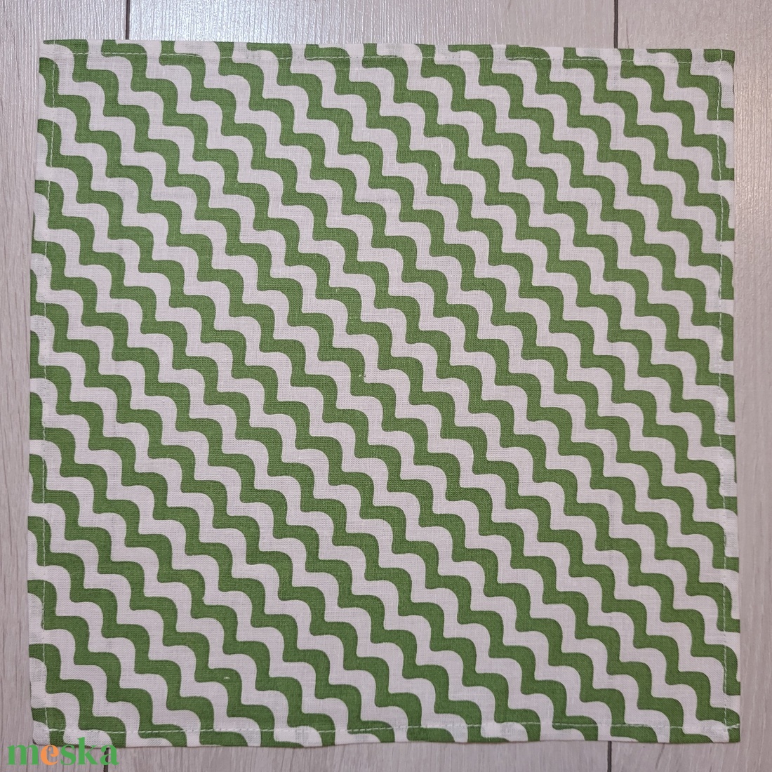 Hullámmintás textilszalvéta - otthon & életmód - konyhafelszerelés, tálalás - konyhai textil - szalvéta - Meska.hu Hullámmintás textilszalvéta - otthon & életmód - konyhafelszerelés, tálalás - konyhai textil - szalvéta - Meska.hu