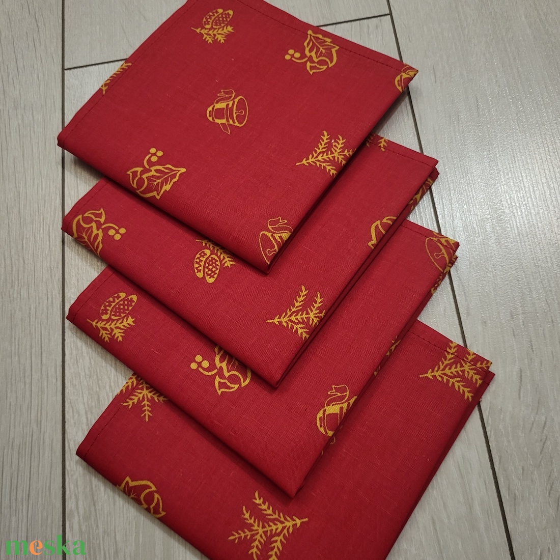 Karácsonyi textilszalvéta az ünnepi asztalra - otthon & életmód - konyhafelszerelés, tálalás - konyhai textil - szalvéta - Meska.hu Karácsonyi textilszalvéta az ünnepi asztalra - otthon & életmód - konyhafelszerelés, tálalás - konyhai textil - szalvéta - Meska.hu