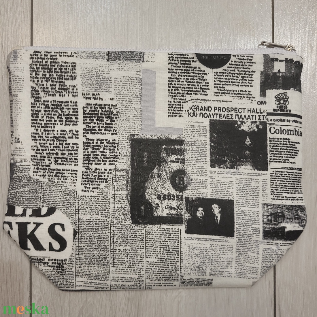 Uzsonnatasak -újságmintás - táska & tok - uzsonna- & ebéd tartó - ebéd tasak, doboz - Meska.hu Uzsonnatasak -újságmintás - táska & tok - uzsonna- & ebéd tartó - ebéd tasak, doboz - Meska.hu