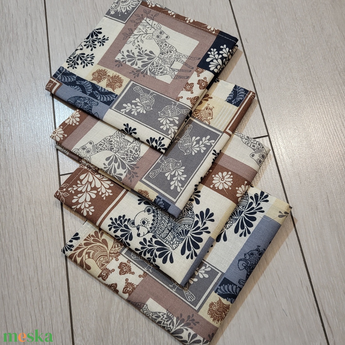 Erdei állatos-leveles textilszalvéta - otthon & életmód - konyhafelszerelés, tálalás - konyhai textil - szalvéta - Meska.hu Erdei állatos-leveles textilszalvéta - otthon & életmód - konyhafelszerelés, tálalás - konyhai textil - szalvéta - Meska.hu