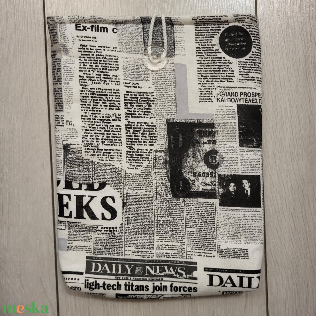 Könyvtok - újságmintás akciós termékkép 1