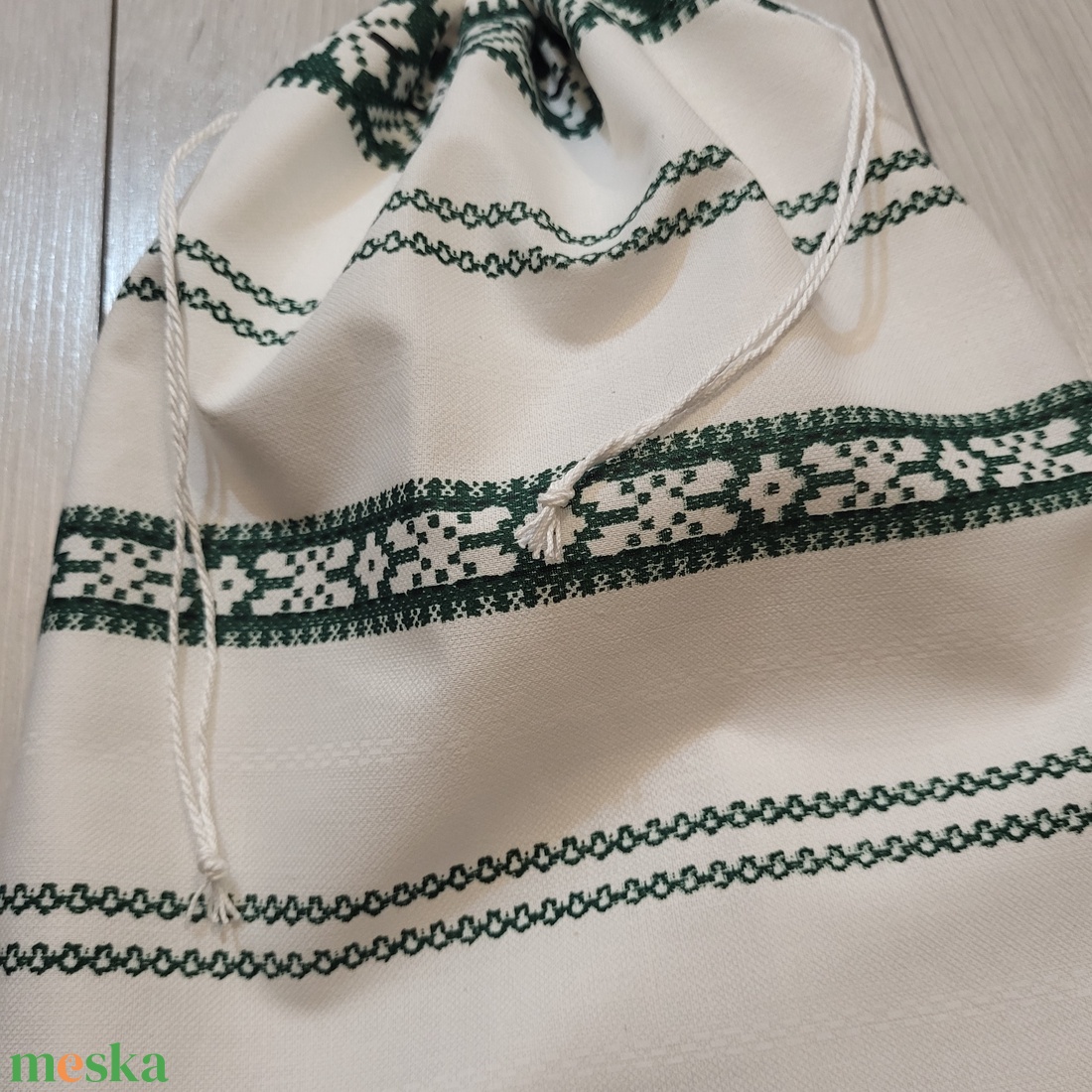Kenyeres zsák 47. - palócmintás vászonból - táska & tok - bevásárlás & shopper táska - kenyeres zsák - Meska.hu Kenyeres zsák 47. - palócmintás vászonból - táska & tok - bevásárlás & shopper táska - kenyeres zsák - Meska.hu