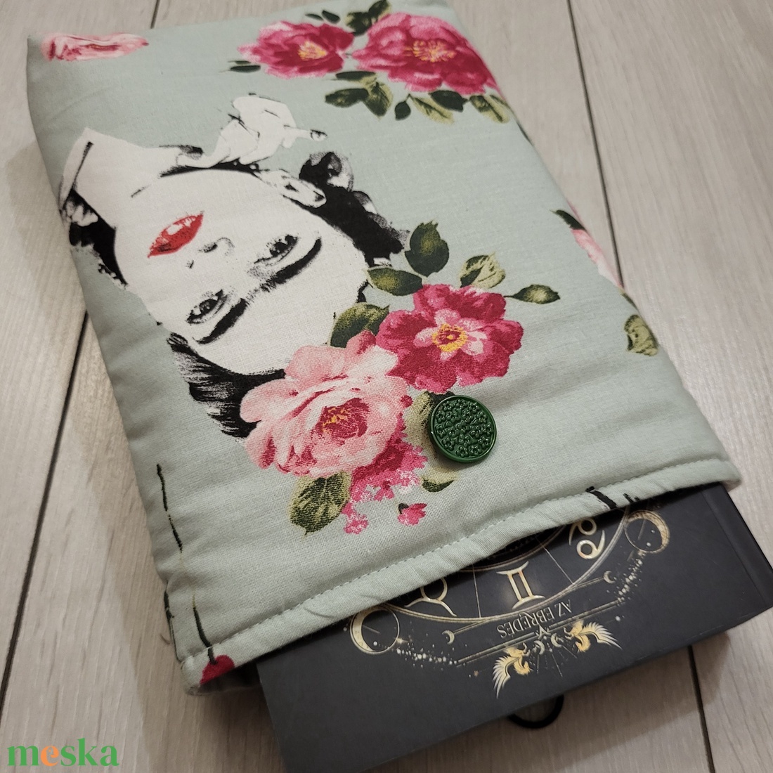 Könyvtok- Frida Kahlo - könyv & zene - könyvtok - Meska.hu