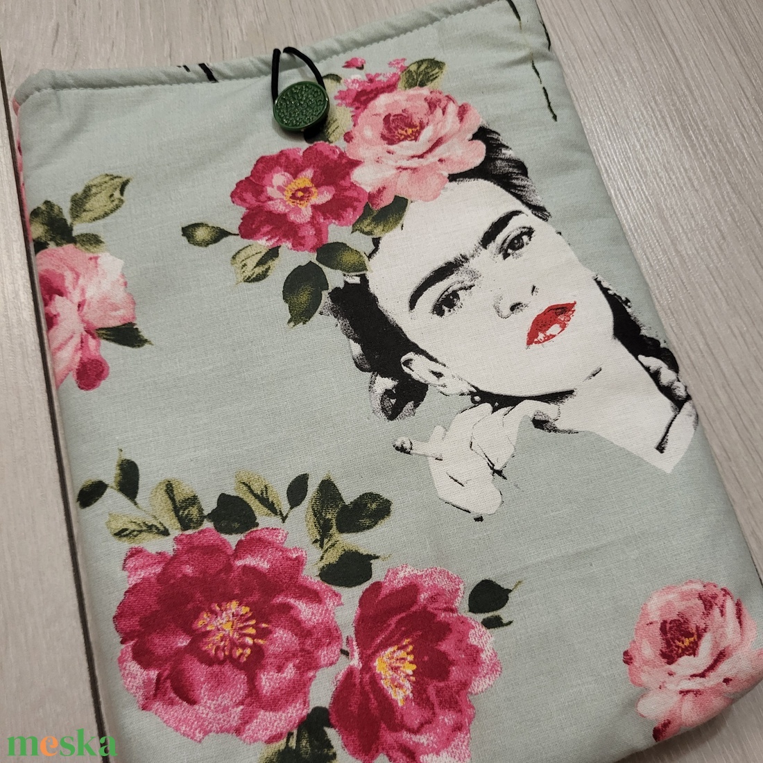 Könyvtok- Frida Kahlo - könyv & zene - könyvtok - Meska.hu