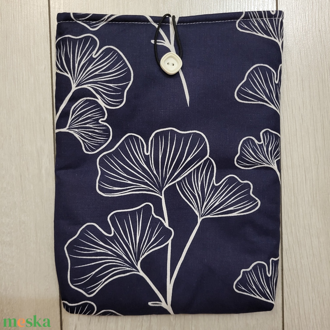 Könyvtok- gingko biloba mintás - könyv & zene - könyvtok - Meska.hu Könyvtok- gingko biloba mintás - könyv & zene - könyvtok - Meska.hu