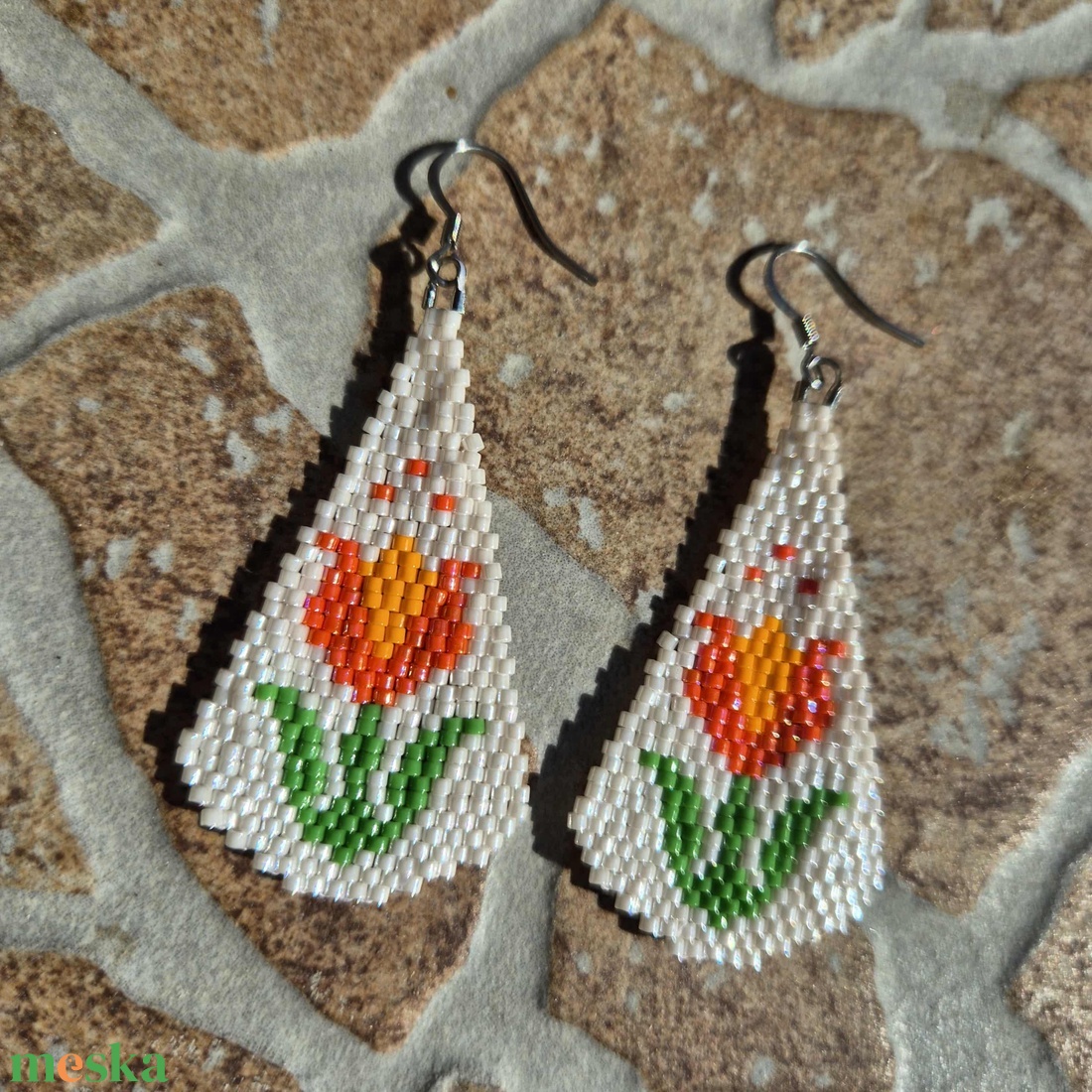 Tulipánmintás fülbevaló - ékszer - fülbevaló - lógó fülbevaló - Meska.hu Tulipánmintás fülbevaló - ékszer - fülbevaló - lógó fülbevaló - Meska.hu