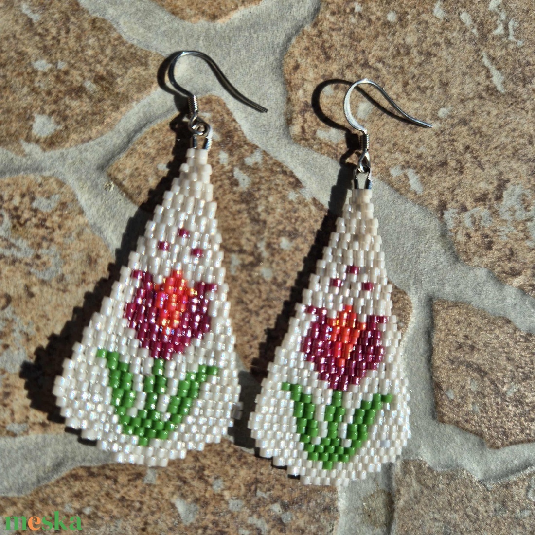 Tulipánmintás fülbevaló - ékszer - fülbevaló - lógó fülbevaló - Meska.hu Tulipánmintás fülbevaló - ékszer - fülbevaló - lógó fülbevaló - Meska.hu