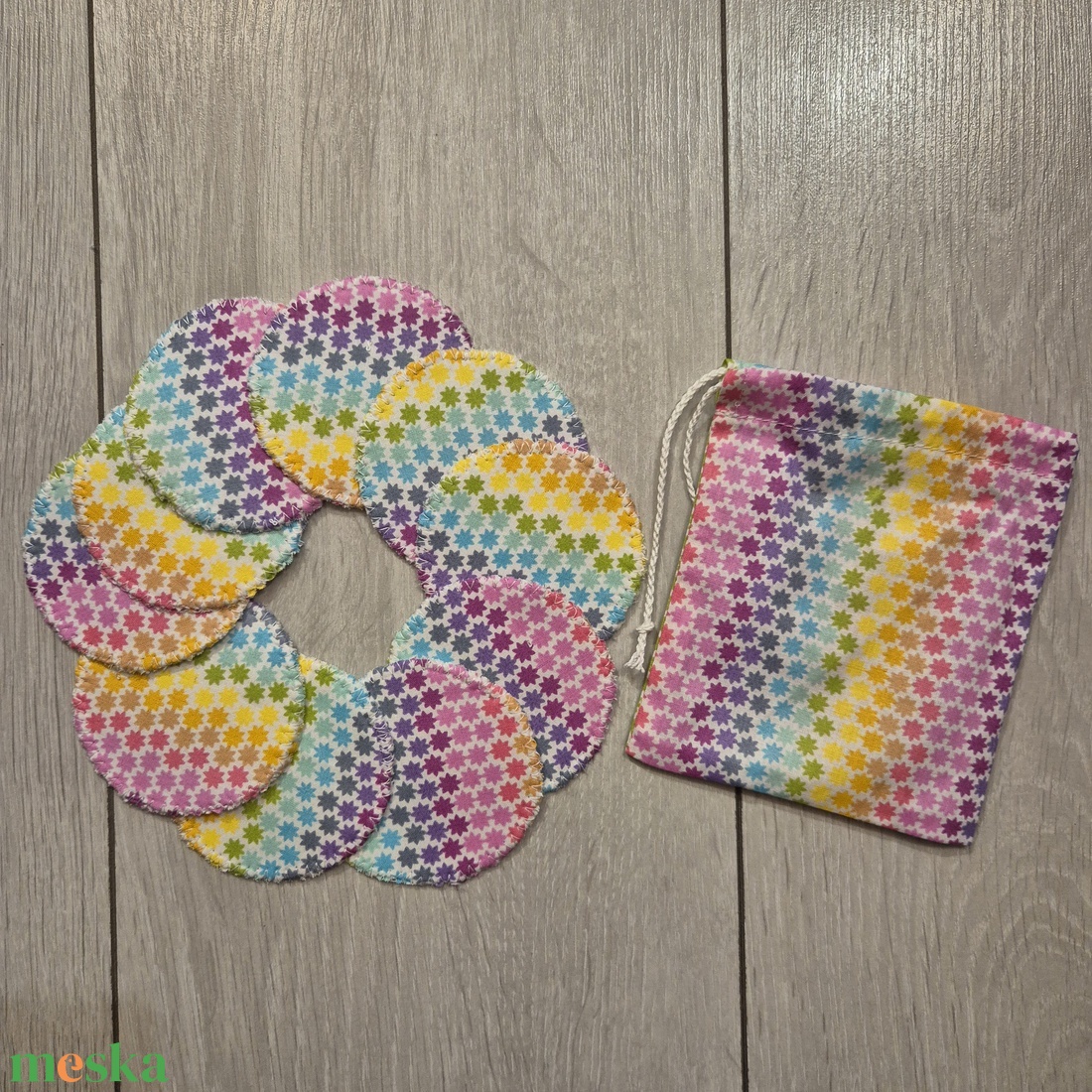 Arctisztító korong csillagmintával - szépségápolás - arcápolás - arctisztító korong - Meska.hu Arctisztító korong csillagmintával - szépségápolás - arcápolás - arctisztító korong - Meska.hu