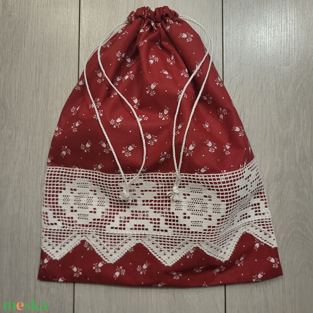 Virágos kenyereszsák csipkével díszítve - táska & tok - bevásárlás & shopper táska - kenyeres zsák - Meska.hu