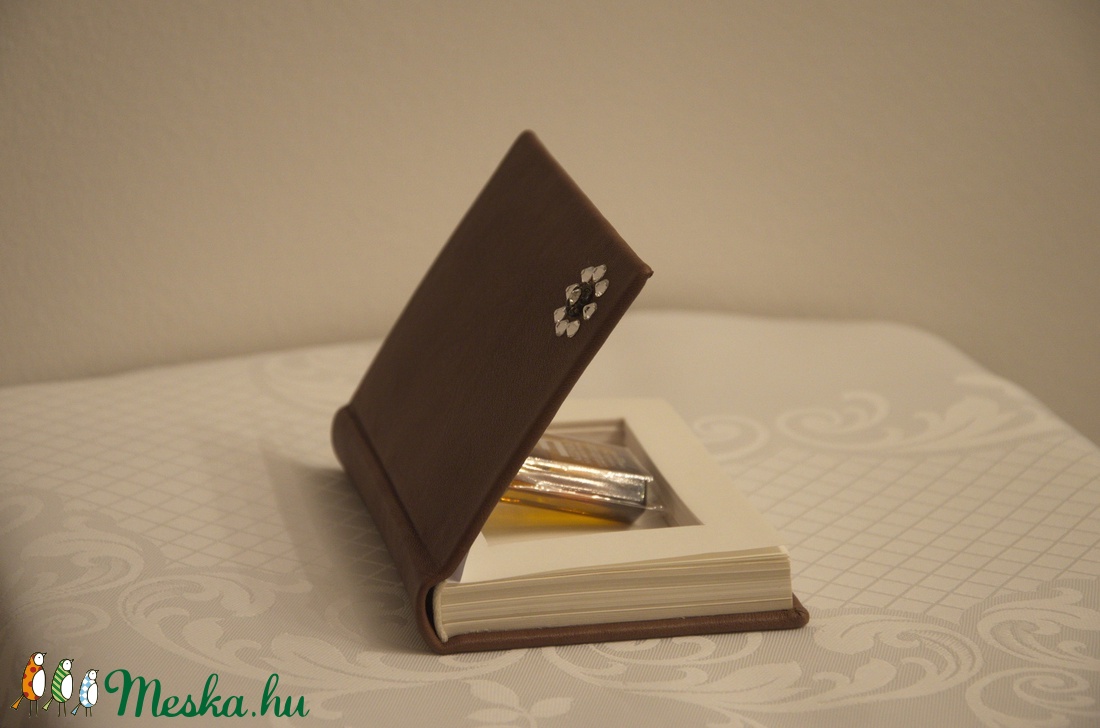 Stancolt kis könyv -  - Meska.hu