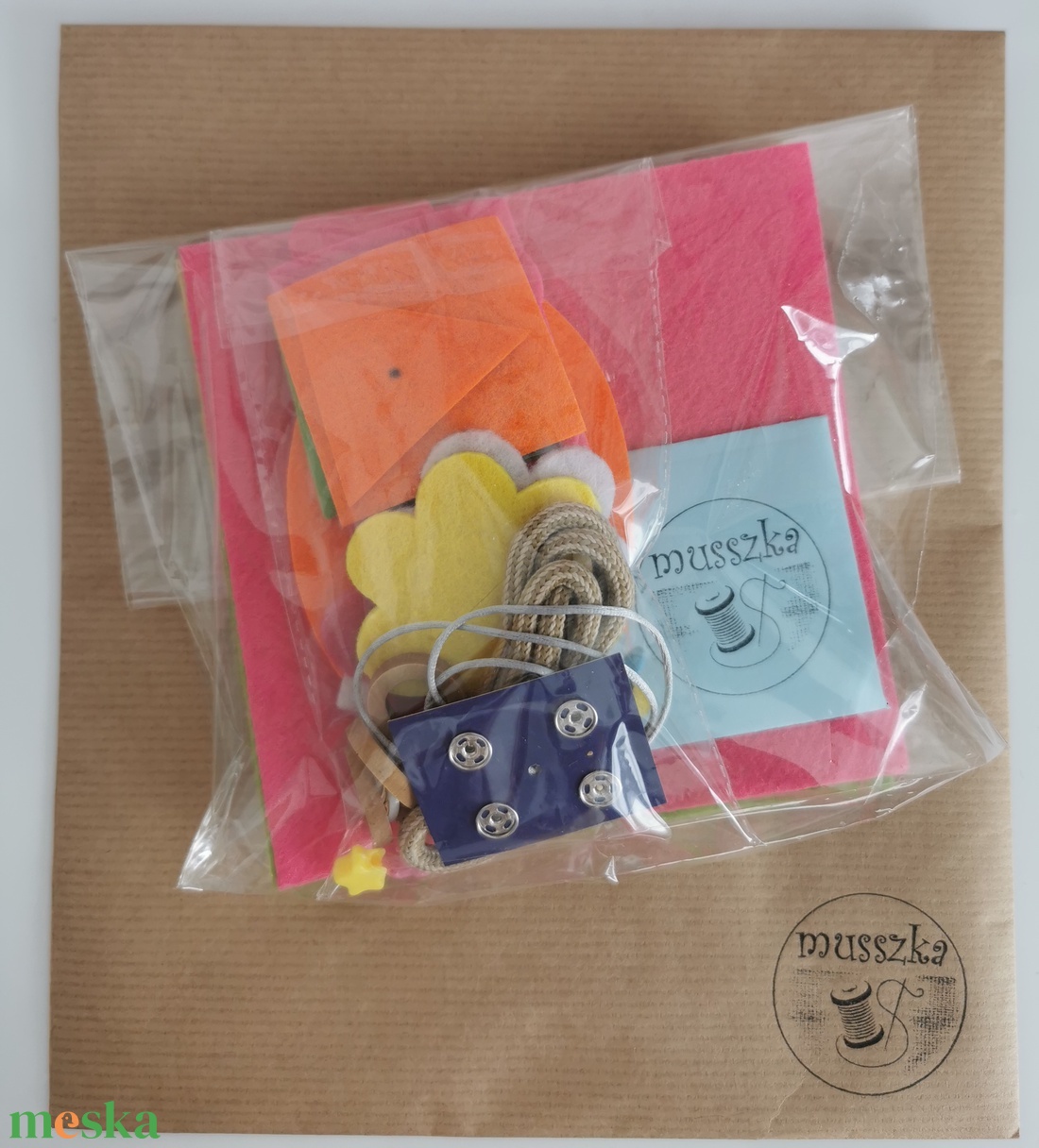 DIY textilkönyvecske - pink - játék & sport - textilkönyv & babakönyv - Meska.hu DIY textilkönyvecske - pink - játék & sport - textilkönyv & babakönyv - Meska.hu