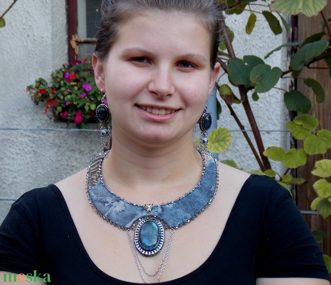 Labradorite -gyöngy hímzett nyakék - ékszer - nyaklánc - nyakpánt, gallér - Meska.hu Labradorite -gyöngy hímzett nyakék - ékszer - nyaklánc - nyakpánt, gallér - Meska.hu