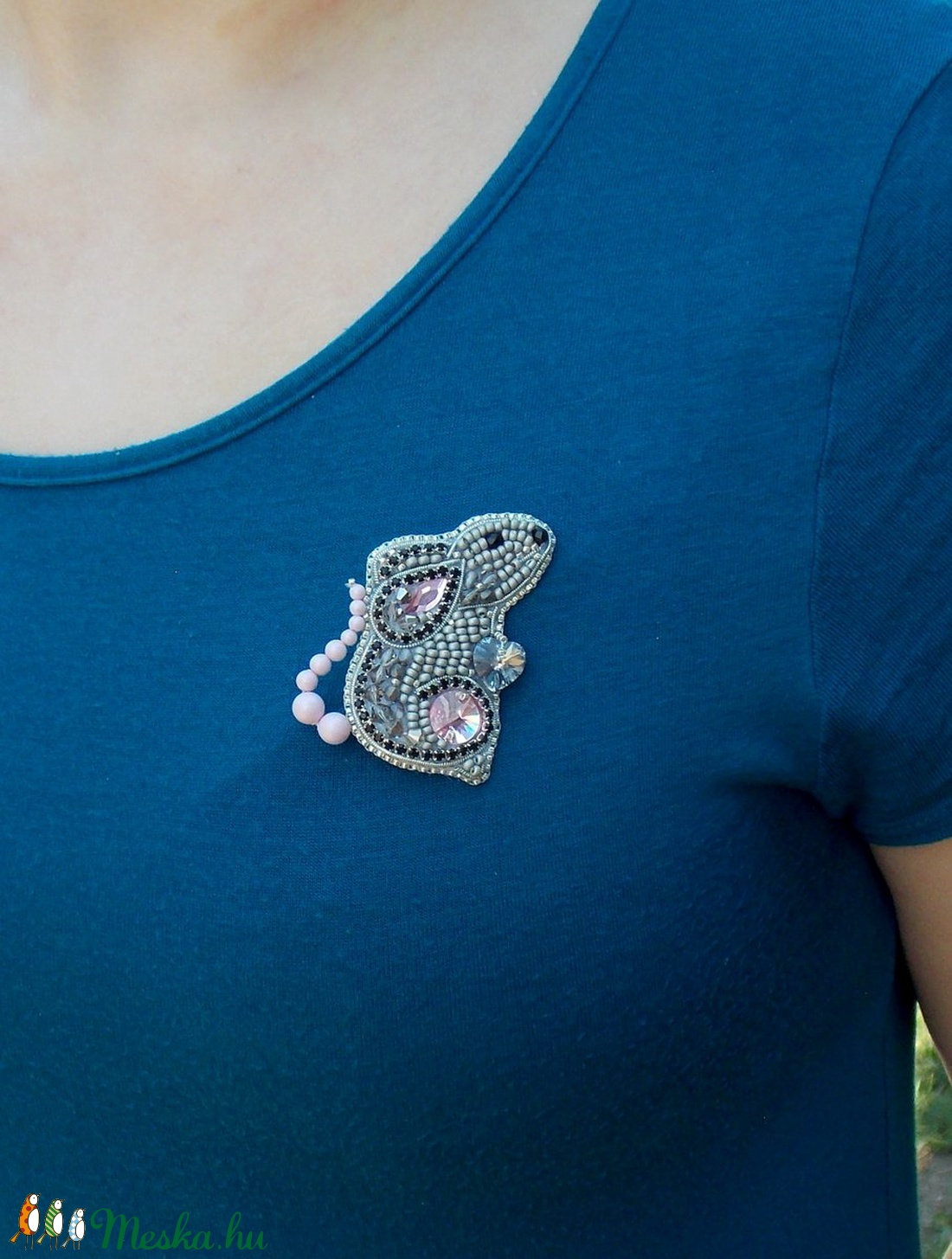 Kis egér  -gyöngy hímzett bross-kitűző - ékszer - kitűző és bross - Meska.hu