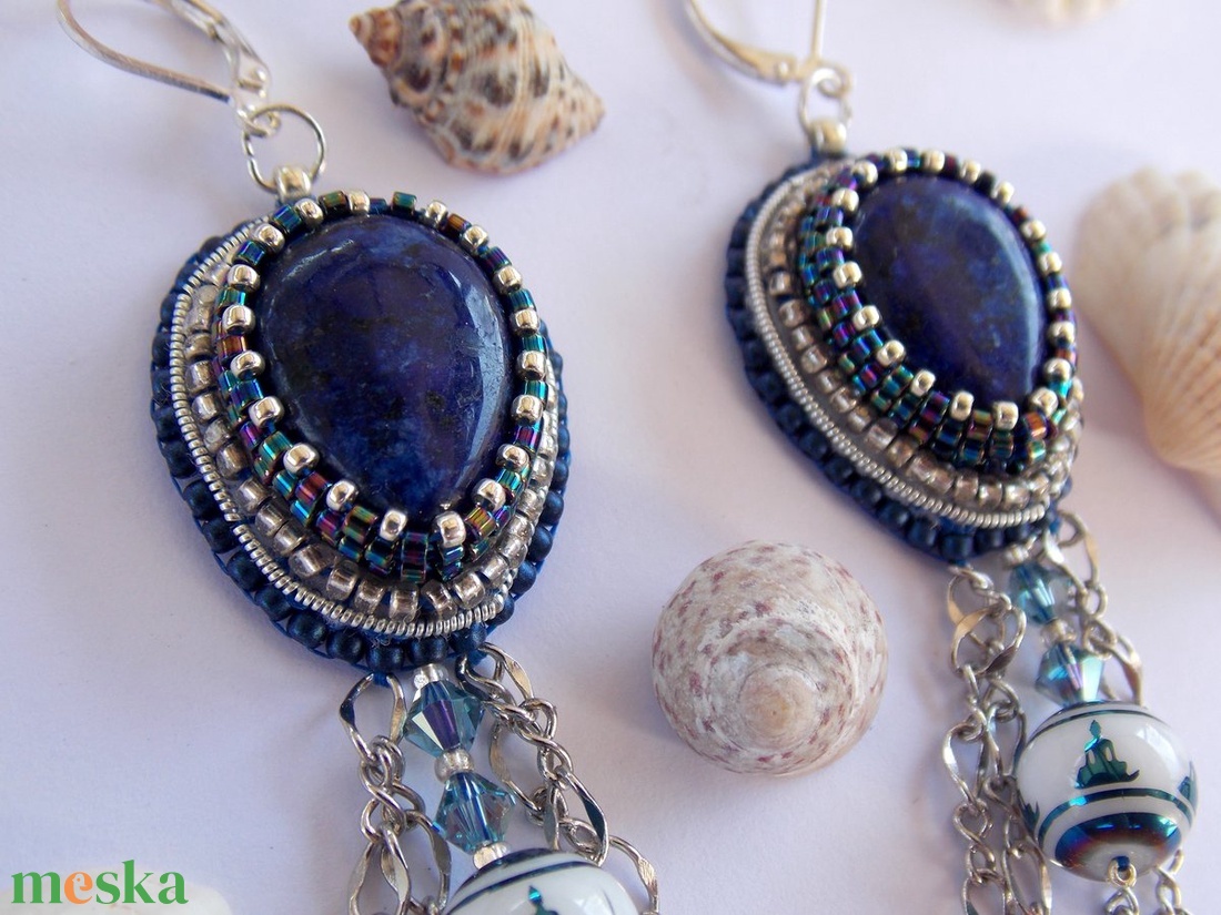 Lapis lazuli - gyöngy hímzett fülbevaló - ékszer - fülbevaló - lógó fülbevaló - Meska.hu Lapis lazuli - gyöngy hímzett fülbevaló - ékszer - fülbevaló - lógó fülbevaló - Meska.hu