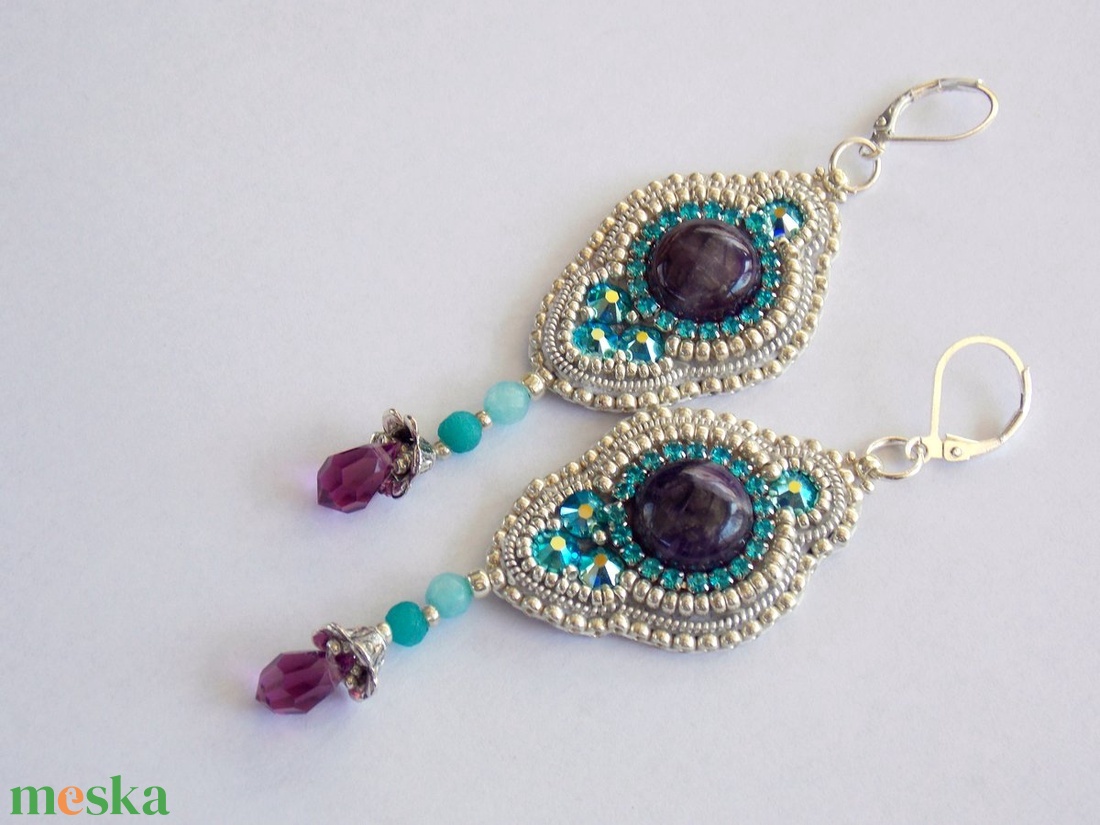 Amethyst -türkiz - gyöngy hímzett fülbevaló - ékszer - fülbevaló - lógó fülbevaló - Meska.hu Amethyst -türkiz - gyöngy hímzett fülbevaló - ékszer - fülbevaló - lógó fülbevaló - Meska.hu