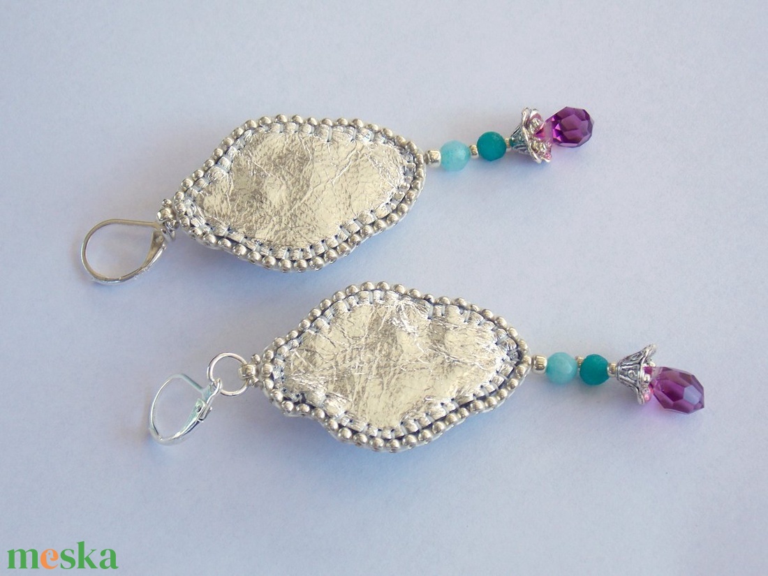 Amethyst -türkiz - gyöngy hímzett fülbevaló - ékszer - fülbevaló - lógó fülbevaló - Meska.hu Amethyst -türkiz - gyöngy hímzett fülbevaló - ékszer - fülbevaló - lógó fülbevaló - Meska.hu