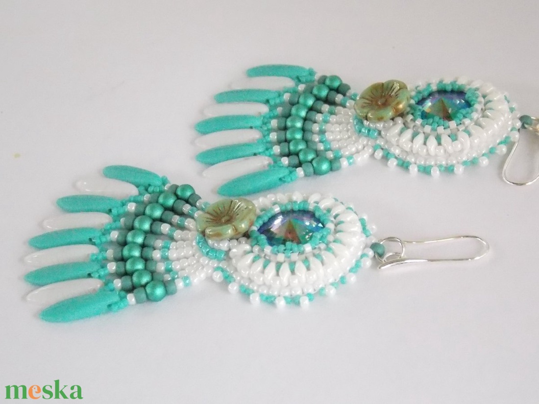 Sea breeze gyöngy hímzett fülbevaló  tutorial - diy (csináld magad) - fűzésminták - Meska.hu