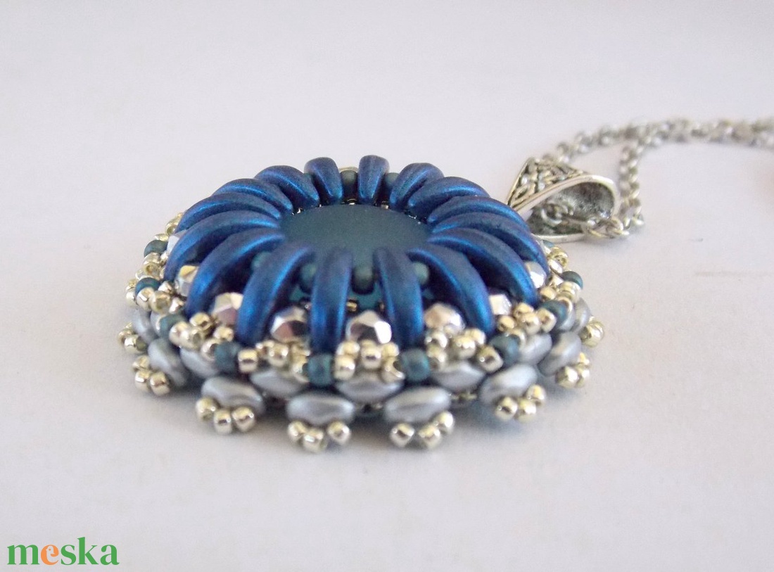 Blue sky  gyöngy hímzett medál és gyűrű tutorial - diy (csináld magad) - fűzésminták - Meska.hu