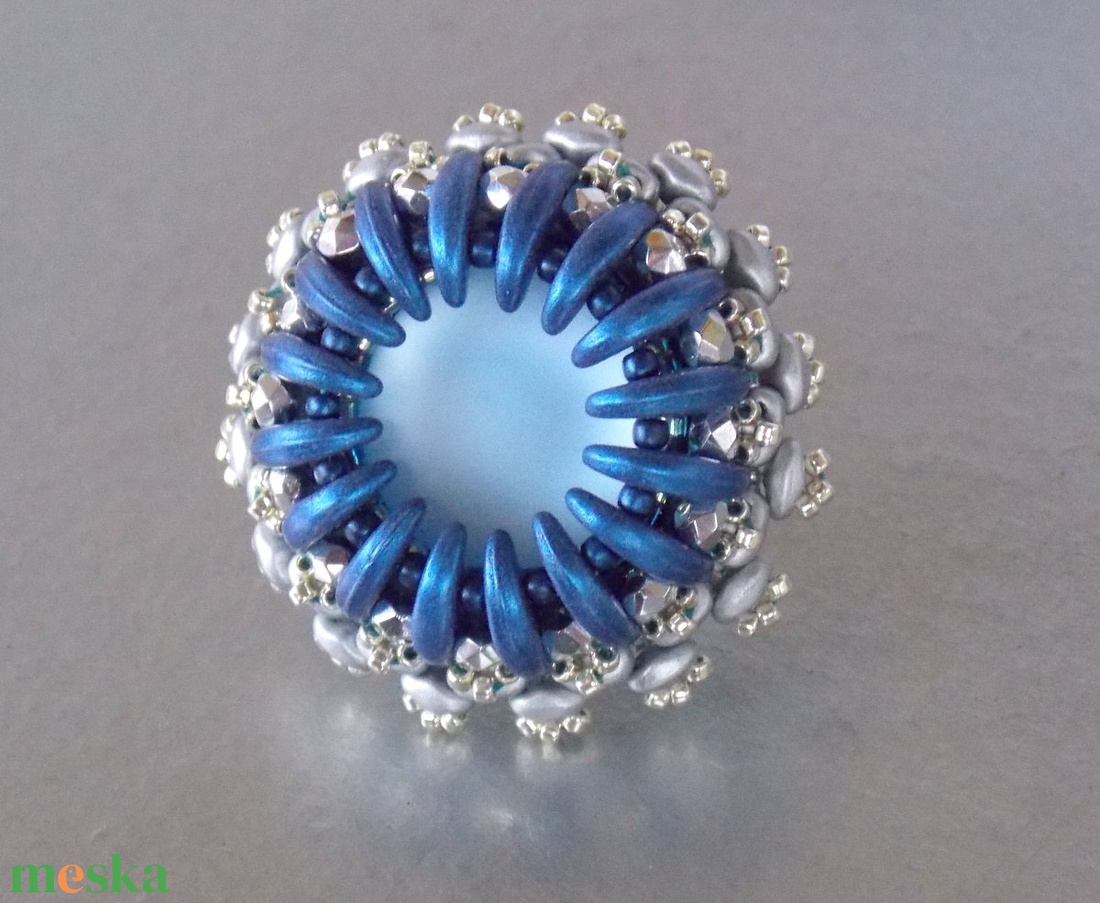 Blue sky  gyöngy hímzett medál és gyűrű tutorial - diy (csináld magad) - fűzésminták - Meska.hu