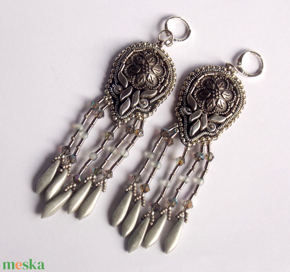 Acél - gyöngy hímzett fülbevaló - ékszer - fülbevaló - lógó fülbevaló - Meska.hu