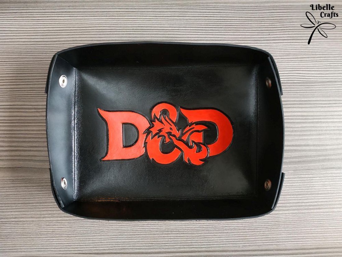 Dungeons and Dragons kockadobó tálca (teljes szimbólum) - játék & sport - táblajáték és kártyajáték - társasjátékok - dobókocka - Meska.hu