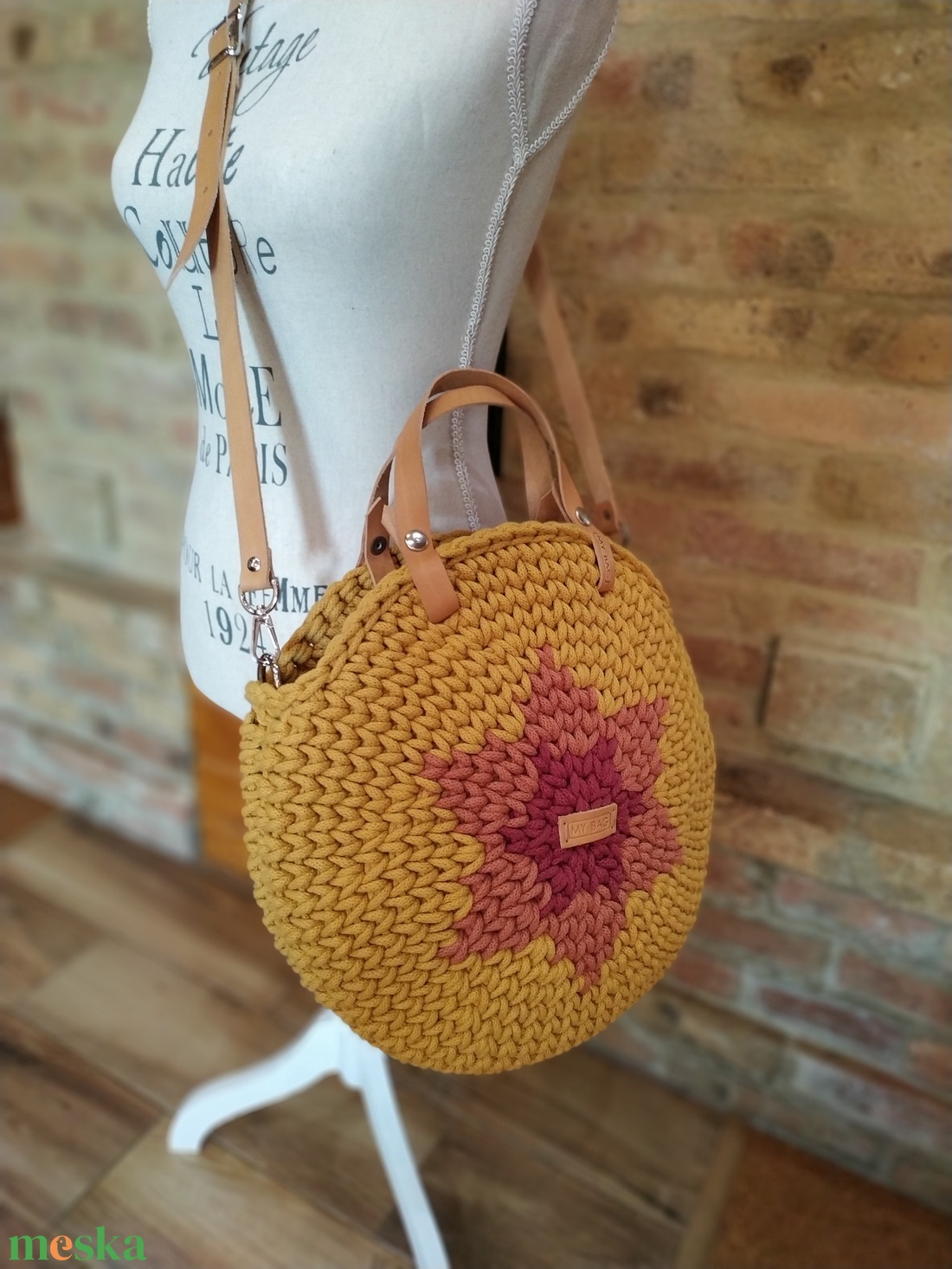 Horgolt női körtáska mustársárga színben - csillaggal a közepén - Crossbody - táska & tok - kézitáska & válltáska - vállon átvethető táska - Meska.hu Horgolt női körtáska mustársárga színben - csillaggal a közepén - Crossbody - táska & tok - kézitáska & válltáska - vállon átvethető táska - Meska.hu