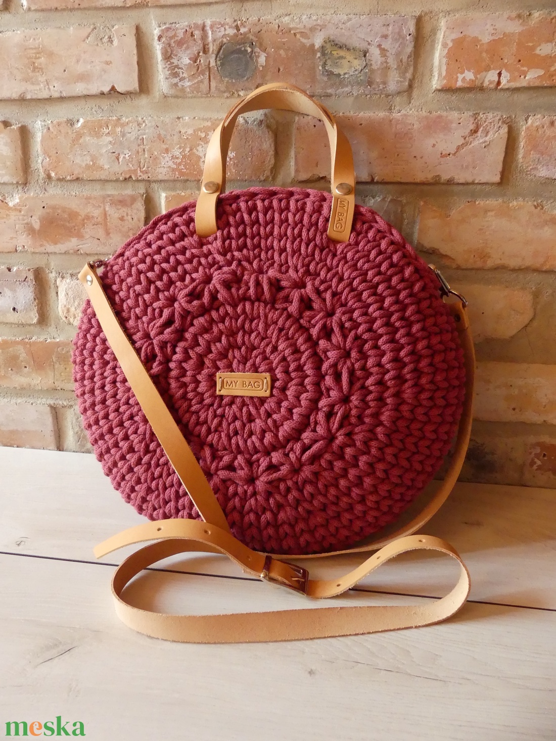 Horgolt női körtáska vadrózsa színben - jázmin mintával a közepén - Crossbody - táska & tok - kézitáska & válltáska - vállon átvethető táska - Meska.hu Horgolt női körtáska vadrózsa színben - jázmin mintával a közepén - Crossbody - táska & tok - kézitáska & válltáska - vállon átvethető táska - Meska.hu